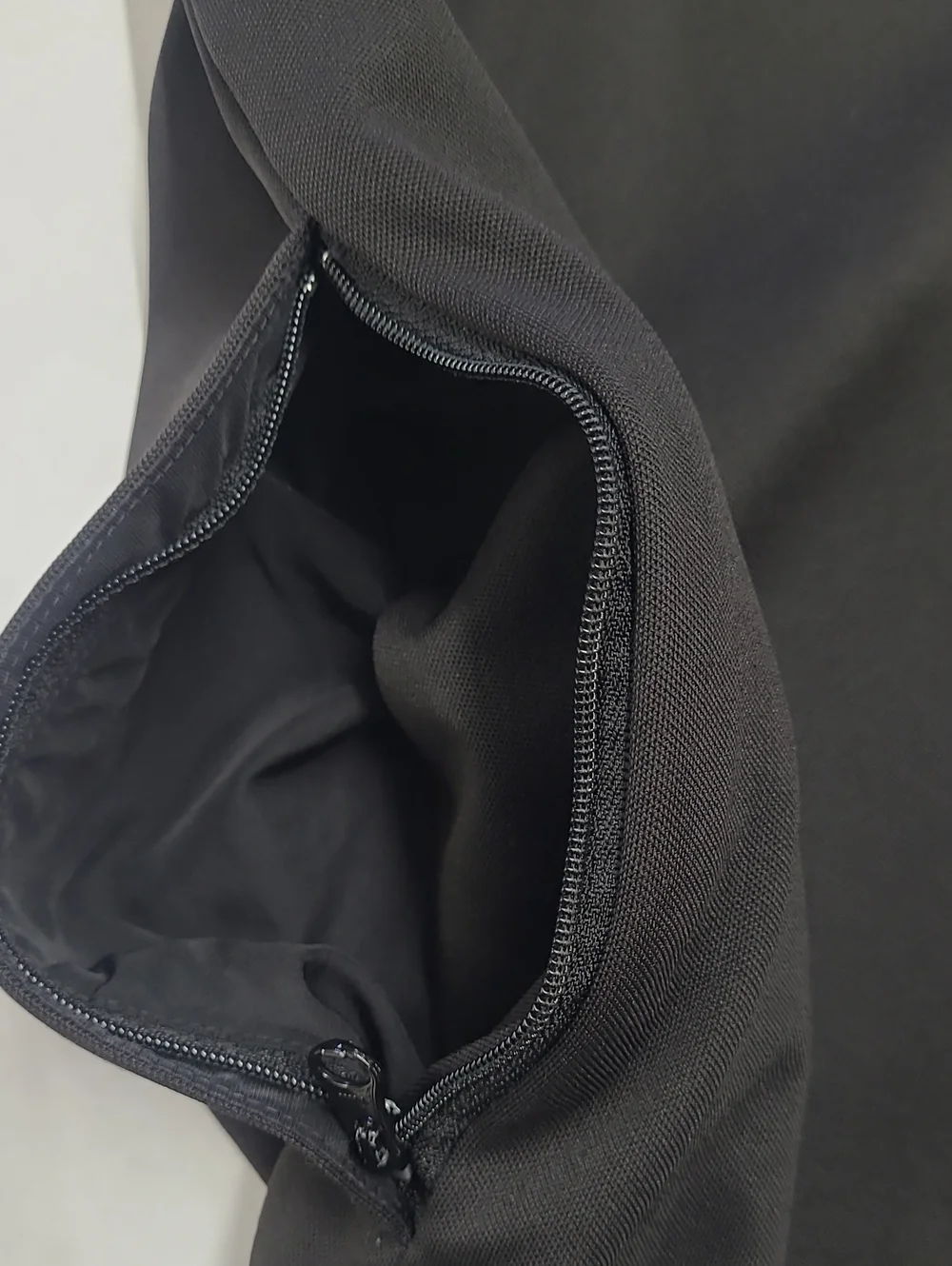 Lacoste Sport Men's Black Full-Zip Jacket Size 6 (XL)